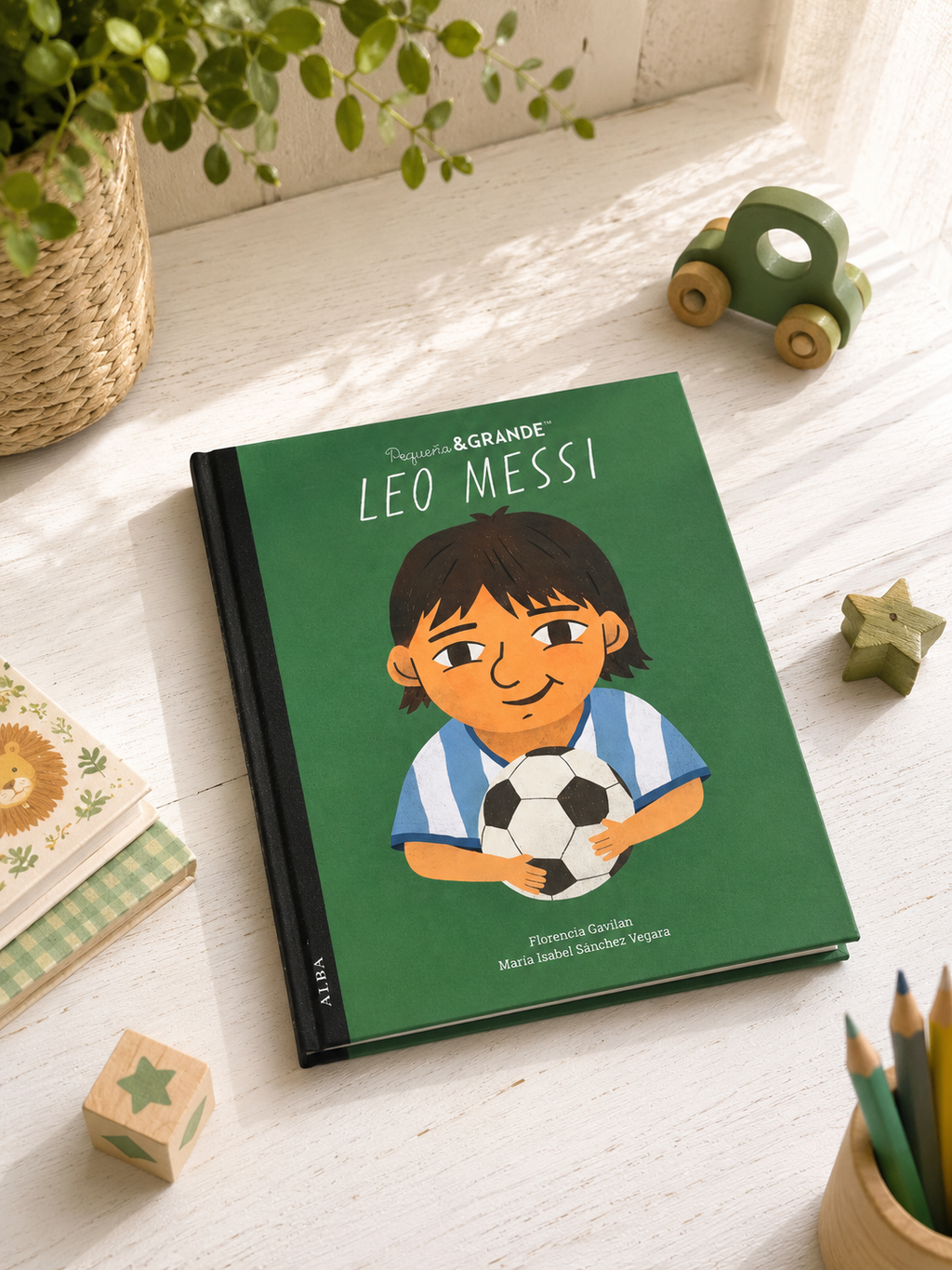 Leo Messi (Pequeño & Grande)