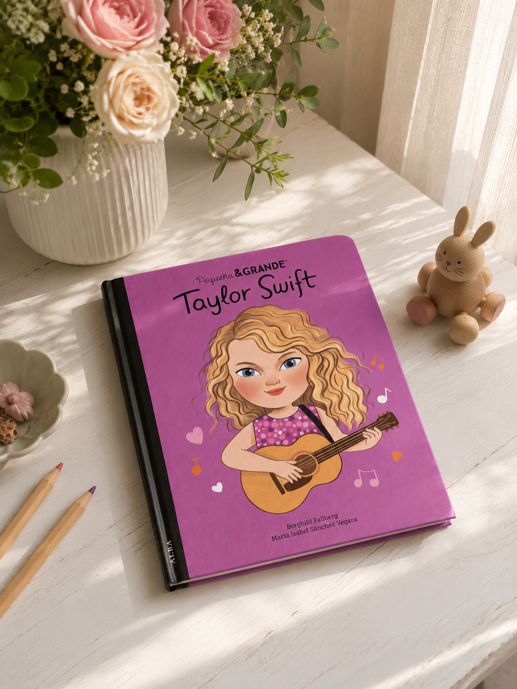 Taylor Swift (Pequeña & Grande)
